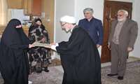 همزمان با گرامیداشت هفته بسیج ، مدیرکل امور ایثارگران وزارت جهاد کشاورزی با خانواده معظم جهادگر شهید سید علی اکبر احمدی سیاوشانی دیدار کرد