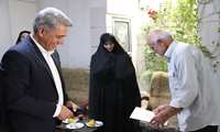 رئیس سازمان جهاد کشاورزی استان سمنان با خانواده های معزز شهدای جهادگر دیدار کرد