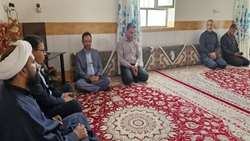حضور همکاران جهاد کشاورزی سربیشه در منزل پدر شهید غلامرضا عباسی