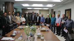 دیدار معاون توسعه مدیریت و منابع با آزادگان سرافراز جهادگر