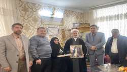 دیدار سرپرست اداره کل امور ایثارگران با خانواده‌های معظم شهدای ستاد وزارت