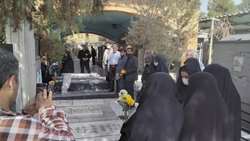 ادای احترام مدیران و کارکنان اداره کل امور ایثارگران وزارت جهاد کشاورزی به مقام والای شهدای جهادگر