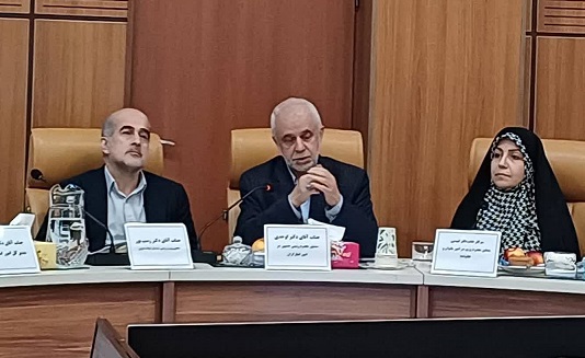 تکریم خانواده‌های شهدا در عمل و  تسهیل مسیر خدمت‌رسانی 